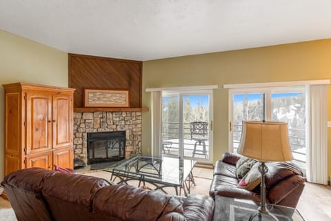 Buffalo Ridge B107 Apartment in Wildernest