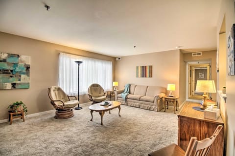 Laptop-Friendly Lexington Condo with Free WiFi Apartment in Lexington