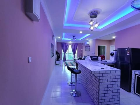 TV and multimedia, Kitchen or kitchenette, minibar, oven
