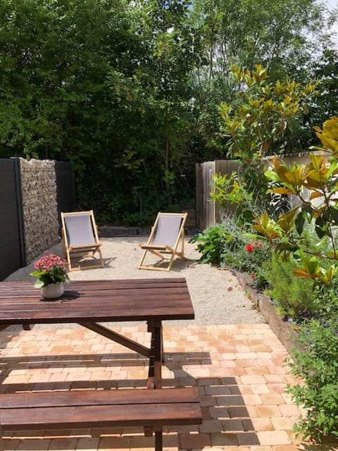 La maison d’à côté House in Troyes