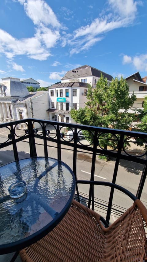 Property building, Day, Natural landscape, View (from property/room), Balcony/Terrace
