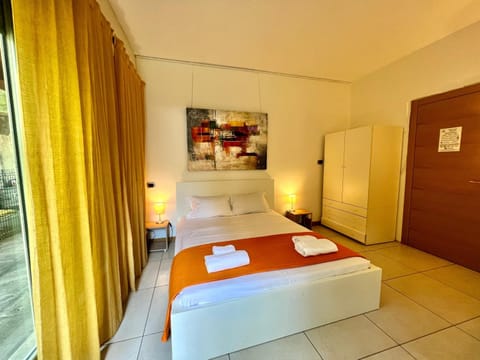 Bed, Photo of the whole room, Bedroom, towels, wardrobe