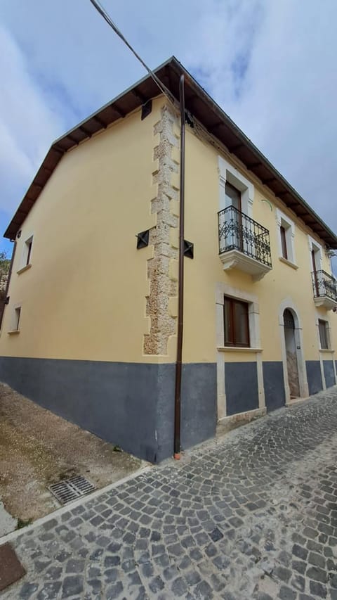 Casa TRICAGLIO Villa in Abruzzo