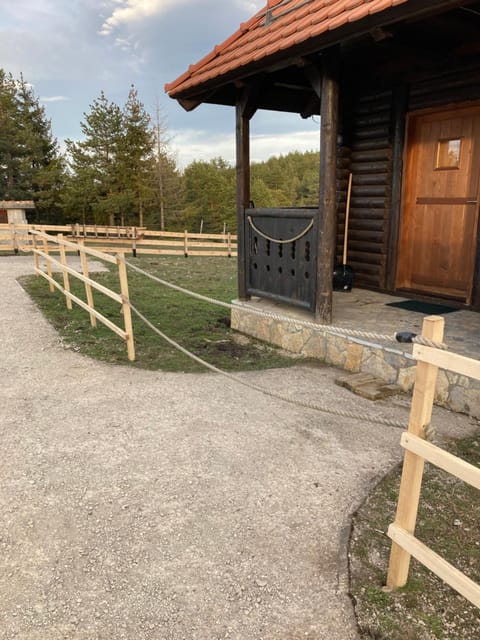 Kuca za odmor TORNIK Zlatibor House in Zlatibor District, Serbia