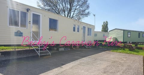 Becky's Caravan at Marton Mere Campground/ 
RV Resort in Blackpool
