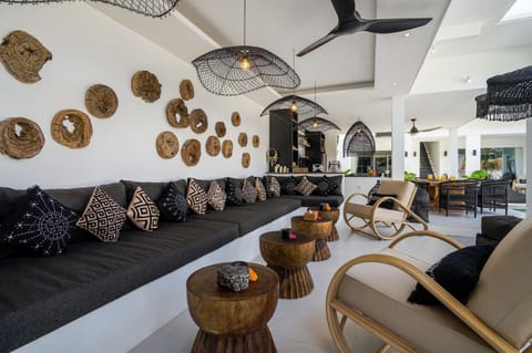 Living room, Seating area, fireplace