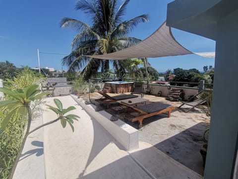 Patio, BBQ facilities, Solarium, Balcony/Terrace, sunbed