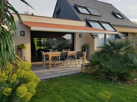 Property building, Patio