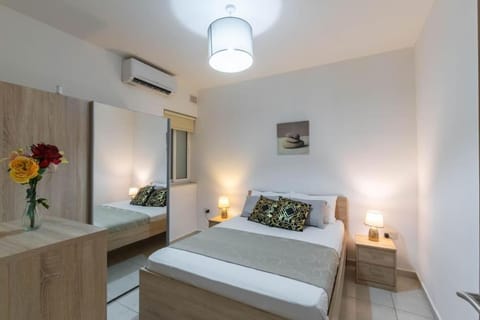 Cozy Apartment, Close to The Sea c4 Apartment in Saint Paul's Bay