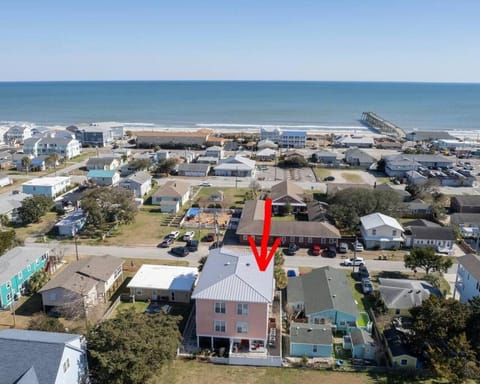 Casa Coral 4 Bed 4 Bath with EV charging House in Kure Beach