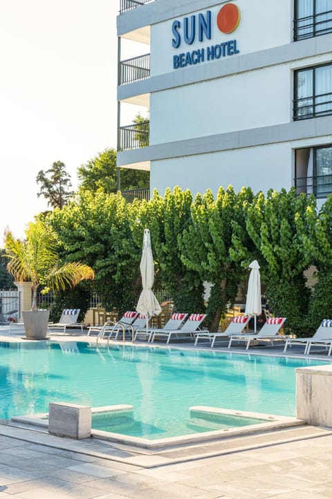 Property building, Swimming pool