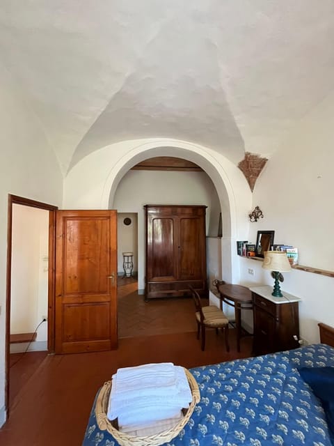 Bed, Photo of the whole room, Bedroom, towels, wardrobe