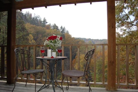 Patio, Natural landscape, Balcony/Terrace, Dining area, Mountain view