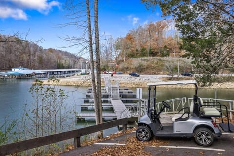 Activities, Lake view, Parking