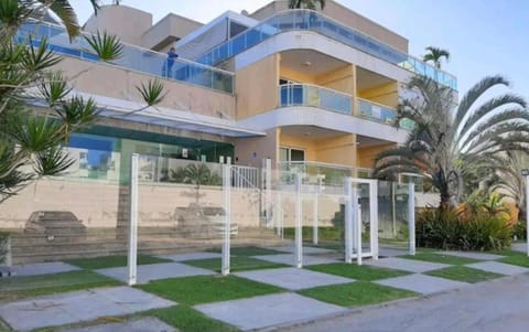 Property building, Day, Garden, Garden view