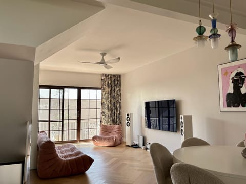 TV and multimedia, Living room