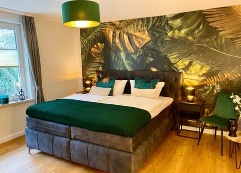 Bed, Bedroom