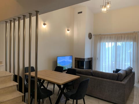 Modern Family House by the sea Apartment in Nikiti