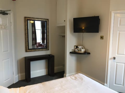 Coniston Guest House Bed and Breakfast in Sheffield