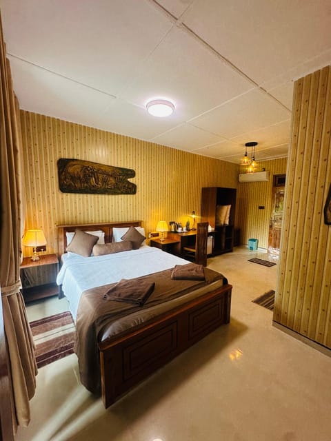Bed, TV and multimedia, Photo of the whole room, Bedroom, hair dresser, soundproof