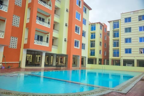 Property building, Swimming pool