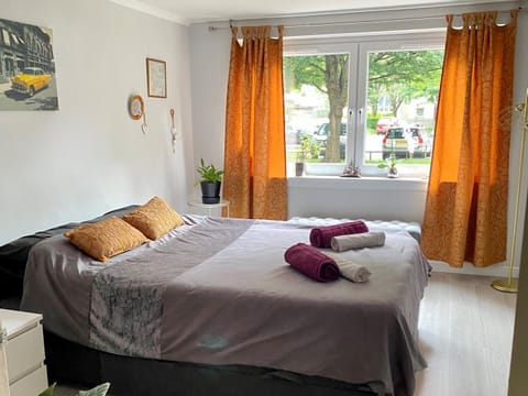 Charming 2-Bed Apartment in Edinburgh City Centre Apartment in Edinburgh