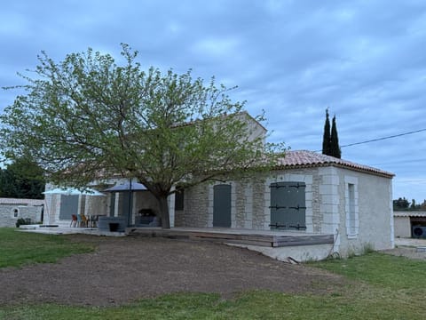 Property building, Garden