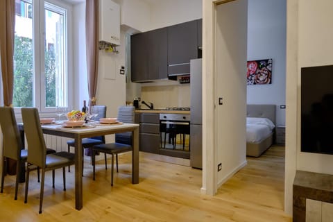 Kitchen or kitchenette, Living room