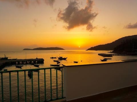 Natural landscape, Sea view, Sunset