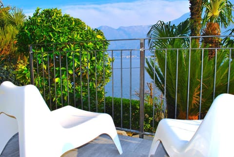 Patio, Balcony/Terrace, Lake view