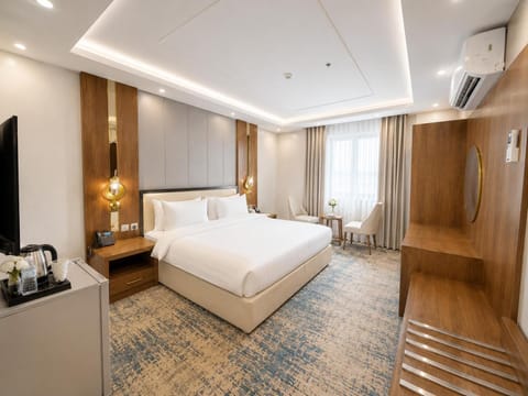 TV and multimedia, Photo of the whole room, Bedroom