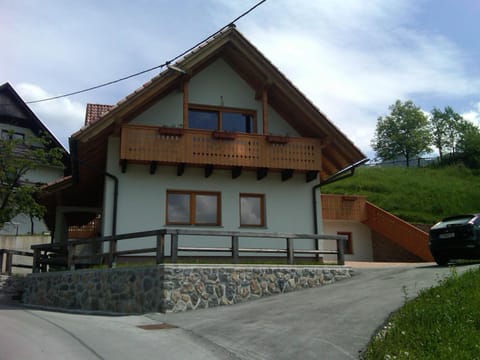 Property building, Parking