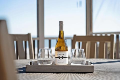 1589 E Ashley Wayward Whims Oceanfront Classic Folly Cottage House in James Island