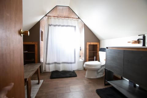 Cozy Tiny Haus Apt Apartment in Torrington