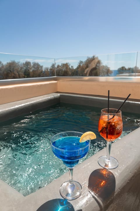 Perissa Bay Hotel in Perissa