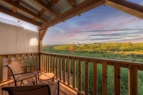 Patio, Natural landscape, View (from property/room), Balcony/Terrace