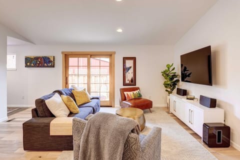 Pet-Friendly Bend Rental, Walk to Galveston Ave! House in Bend