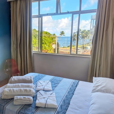 Bed, Natural landscape, Photo of the whole room, Bedroom, Landmark view, Sea view, towels