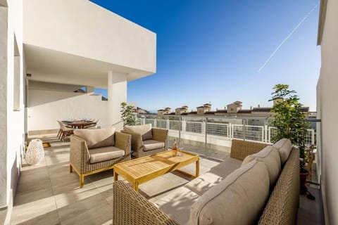 86-Modern Apartment, Benalmadena Apartment in Benalmadena