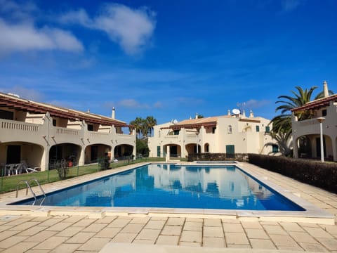 Property building, Pool view, Swimming pool, Swimming pool