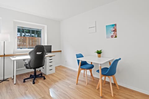 View (from property/room), View (from property/room), Seating area, Dining area