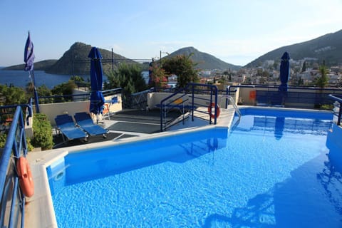 Area and facilities, Swimming pool, Swimming pool