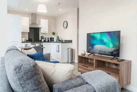 Bright 1 Bed Apartment Manchester - Sleeps 2 Apartment in Salford