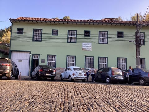 Property building, Day, Location, Parking