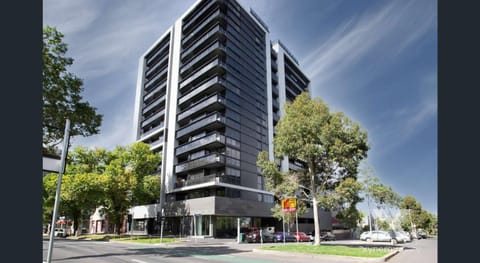 Property building, Street view, Location
