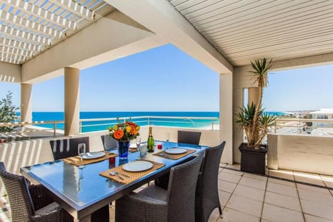 View (from property/room), Balcony/Terrace, Balcony/Terrace, Seating area, Sea view