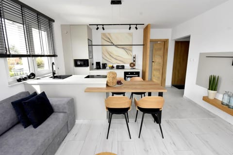 Kitchen or kitchenette, Living room, Seating area, air conditioner