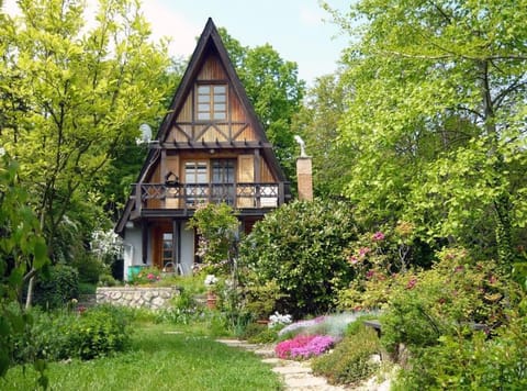 Property building, Natural landscape, Garden