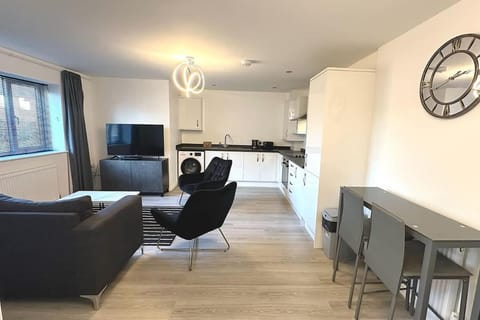 Rosebank Court by Blue Skies Stays Apartment in England