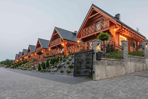 Property building, Neighbourhood